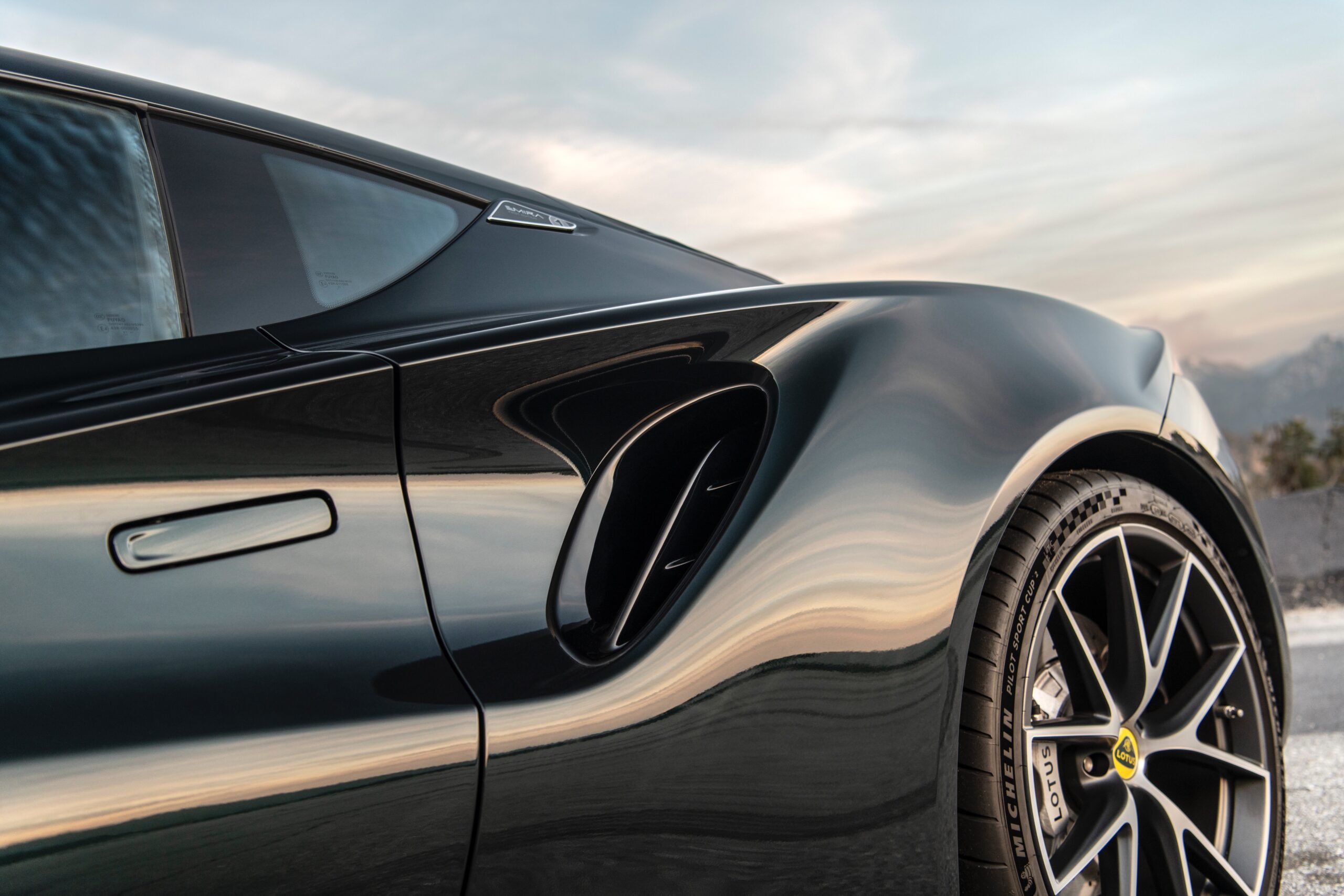 lotus-emira-dark-verdant-23